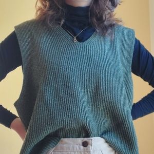 Cozy Sweater Vest size XL (green)